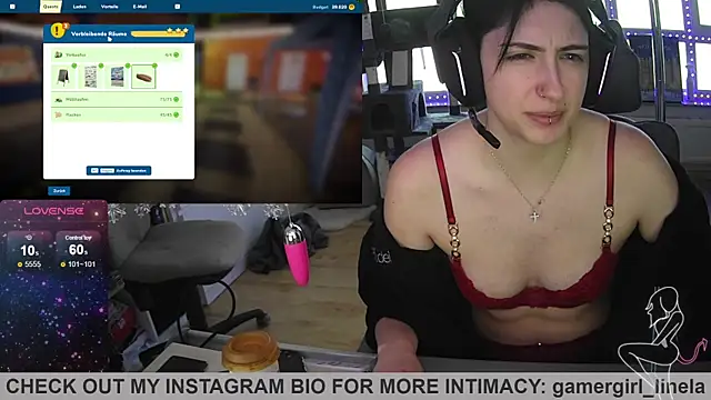 Gamergirl-Linela online show from 12.16.25