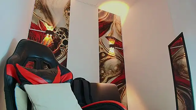 Snapshot of Luke_davis01 chatting on 11.26.25 Luke davis01 online show from 11.26.25