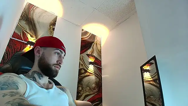 Snapshot of Luke_davis01 chatting on 01.08.26 Luke davis01 online show from 01.08.26