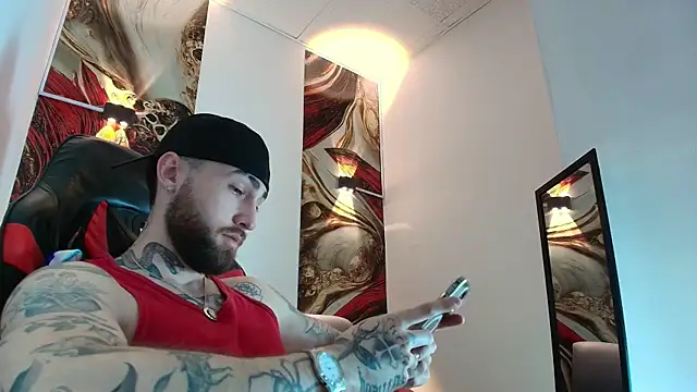 Snapshot of Luke_davis01 chatting on 01.09.26 Luke davis01 online show from 01.09.26