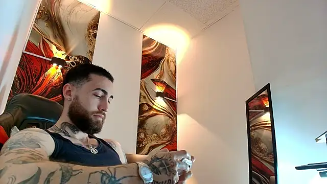 Luke davis01 online show from 04.14.26