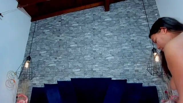 Sophia Brunett online show from 03.25.26