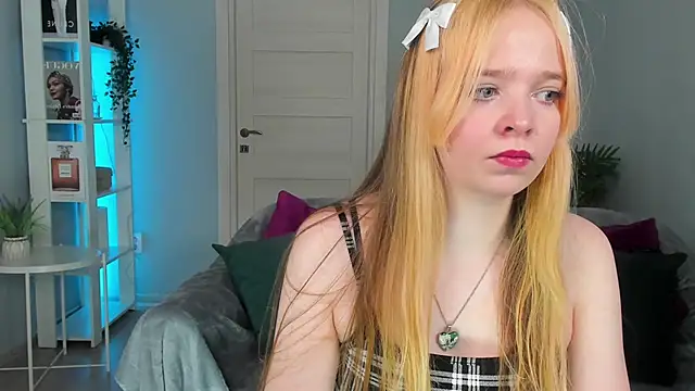 Snapshot of Bellla_Murrr chatting on 02.09.25 Bellla Murrr online show from 02.09.25