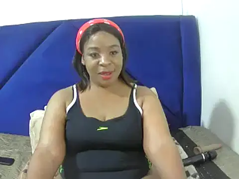 Snapshot of Mishanti chatting on 03.19.25 Mishanti online show from 03.19.25