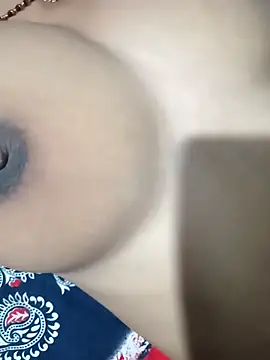 Snapshot of simrun70 chatting on 09.19.25 simrun70 online show from 09.19.25