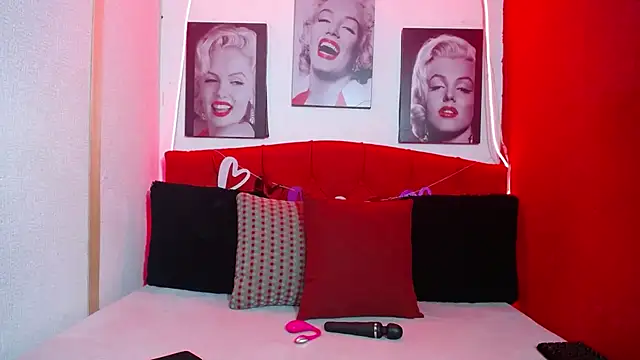 Tiana Ebony18 online show from 02.20.26