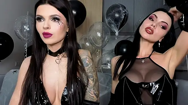 AmyLeeplay online show from 10.31.25