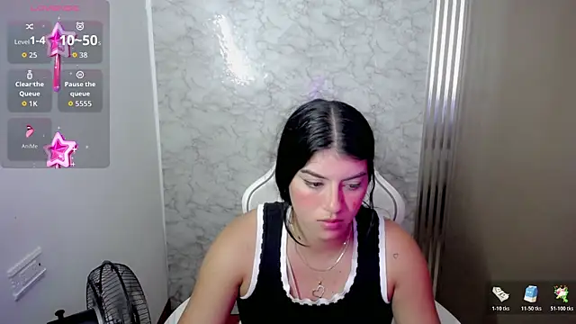 Snapshot of hello_kityy25 chatting on 02.18.26 hello kityy25 online show from 02.18.26