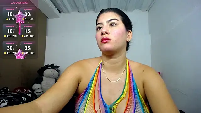 Snapshot of hello_kityy25 chatting on 05.31.26 hello kityy25 online show from 05.31.26