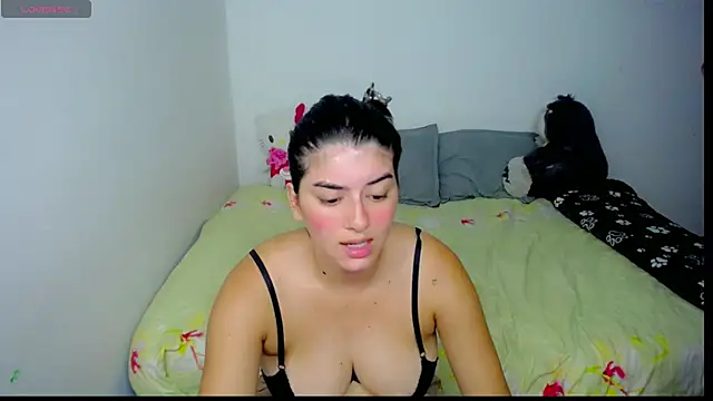 Snapshot of hello_kityy25 chatting on 07.17.26 hello kityy25 online show from 07.17.26