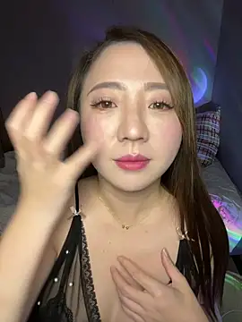 Hannababy  online show from 12.21.25