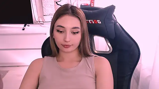 beauty blonde online show from 09.19.25