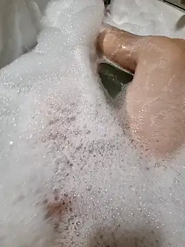 Snapshot of Gncastc23 chatting on 10.11.25 Gncastc23 online show from 10.11.25