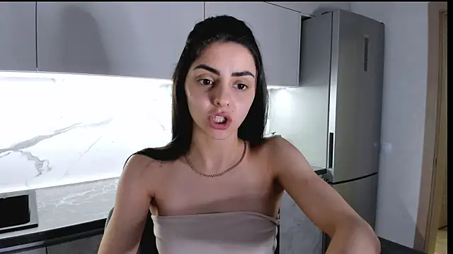 EmiliaZen online show from 02.08.25