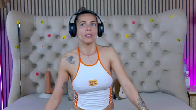 PlayfulShow online show from 04.13.26