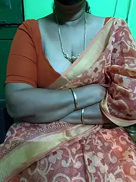 Snapshot of niiveditha chatting on 03.09.25 niiveditha online show from 03.09.25