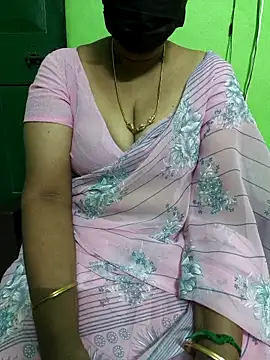 Snapshot of niiveditha chatting on 03.20.25 niiveditha online show from 03.20.25