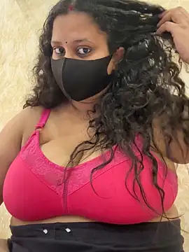 Snapshot of Yoursexy_cherry chatting on 09.17.25 Yoursexy cherry online show from 09.17.25