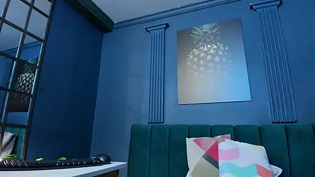 Snapshot of scarlet_edwars chatting on 02.17.26 scarlet edwars online show from 02.17.26