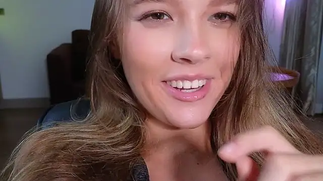 DemiDee online show from 10.10.25