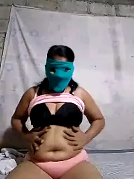 chutiaunty online show from 02.24.26