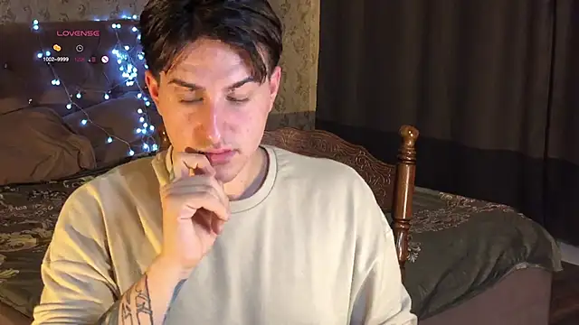 dark-willoww online show from 02.14.25