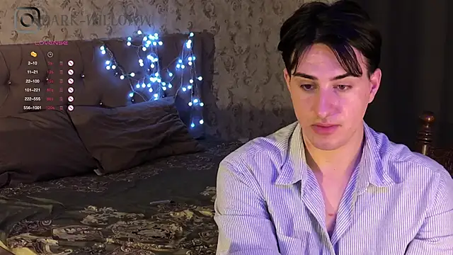 dark-willoww online show from 02.20.25