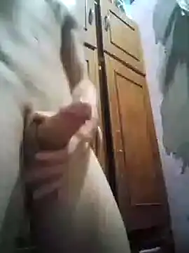 Snapshot of shuelldin chatting on 03.02.25 shuelldin online show from 03.02.25