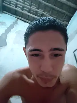 Snapshot of shuelldin chatting on 10.04.25 shuelldin online show from 10.04.25