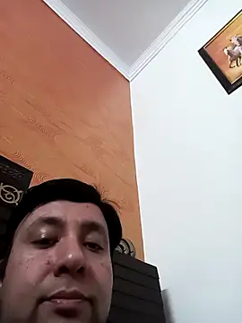 Snapshot of innocentboy1987 chatting on 02.12.25 innocentboy1987 online show from 02.12.25