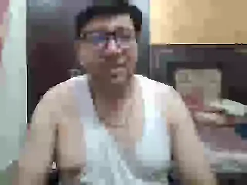 Snapshot of innocentboy1987 chatting on 02.17.25 innocentboy1987 online show from 02.17.25