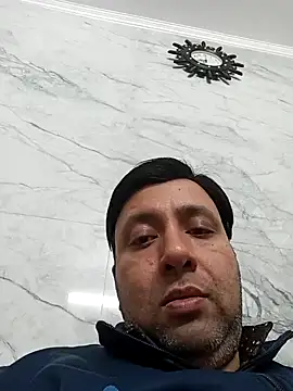 Snapshot of innocentboy1987 chatting on 02.17.25 innocentboy1987 online show from 02.17.25