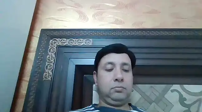 Snapshot of innocentboy1987 chatting on 03.12.25 innocentboy1987 online show from 03.12.25