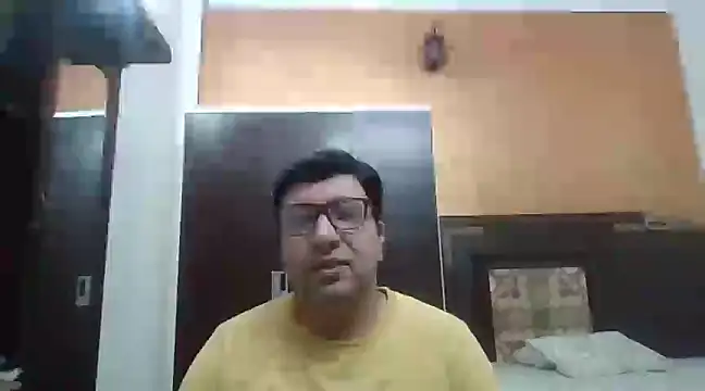 Snapshot of innocentboy1987 chatting on 03.20.25 innocentboy1987 online show from 03.20.25