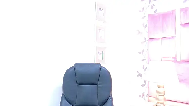 Snapshot of ArianaFranco chatting on 05.02.26 ArianaFranco online show from 05.02.26