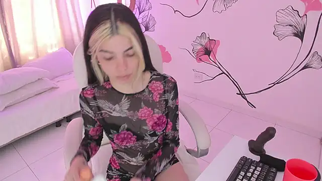 Isabela Fiorelli online show from 09.20.25