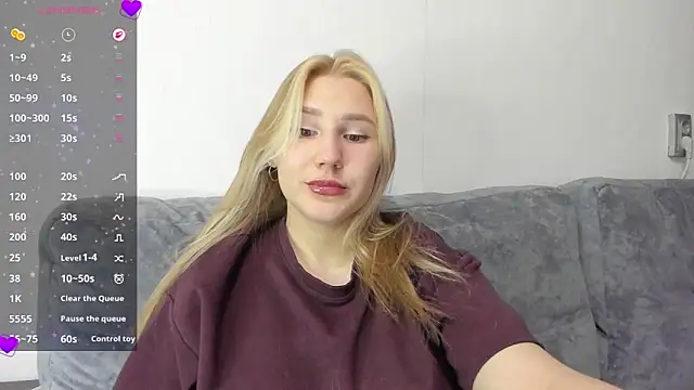 Snapshot of And1sa chatting on 01.11.26 And1sa online show from 01.11.26