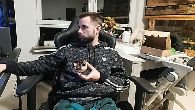 Snapshot of ademandjulia chatting on 03.16.26 ademandjulia online show from 03.16.26