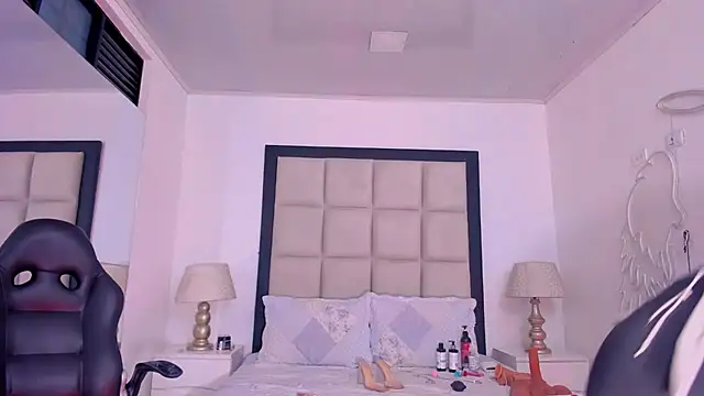 Zoe CarterX online show from 09.08.25