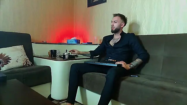 JamieNoxus online show from 03.14.25