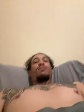 Snapshot of bigdickbigdaddy7373 chatting on 02.17.25 bigdickbigdaddy7373 online show from 02.17.25