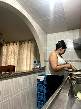 Carola-Ross online show from 11.18.25