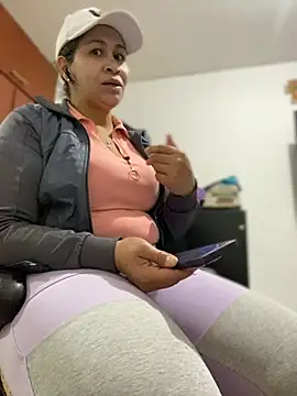 Carola-Ross online show from 02.26.26