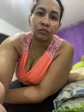 Carola-Ross online show from 03.04.26