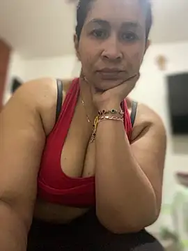 Carola-Ross online show from 04.15.26