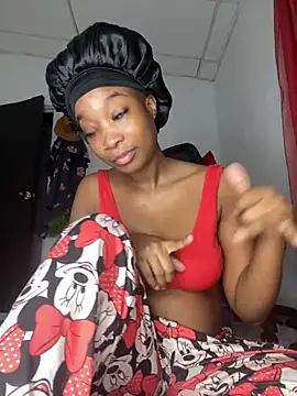 Snapshot of blackgril12 chatting on 09.24.25 blackgril12 online show from 09.24.25