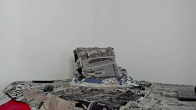 hugosan12 online show from 03.18.25