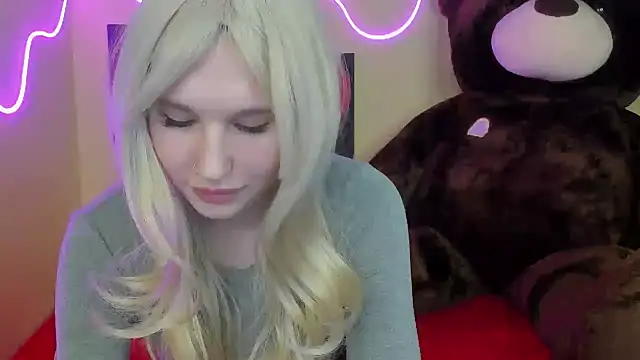 EvelinaLuu online show from 02.21.25