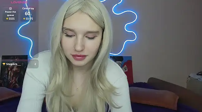 EvelinaLuu online show from 03.07.25