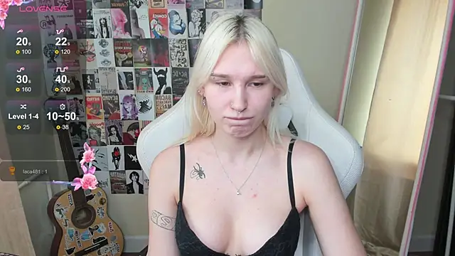 Snapshot of EvelinaLuu chatting on 05.16.26 EvelinaLuu online show from 05.16.26